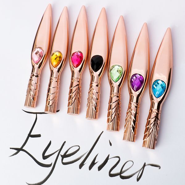 Eyeliner imperméable à l'eau sans bavures Le stylo eye-liner liquide en diamant d'or résistant à la sueur accepte le logo personnalisé