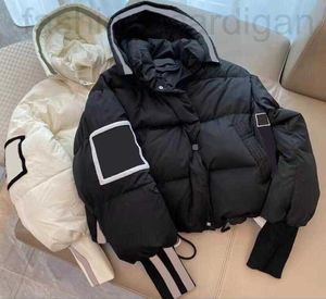 Parkas imperméables Designer Down Parkas Vestes d'hiver Veste de mode Femme Puffer Manteau avec lettres broderie épaisse chaude femmes manteaux à capuche noir blanc