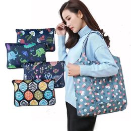 Impression imperméable Sac à vaisselle réutilisable Sacs fourre-tout Fashion Eco Friendly Roldable Zipper Womens Handbags 240430