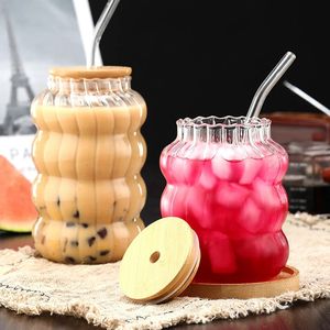Vergères de boissons en forme de vague avec paille et couvercle en bois vintage tasses de vin tasses de vin boisson pour le jus de café maison 240522