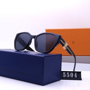 Wayfarer Frame 2024 Vintage Zonnebril Brilmonturen Recept Ontwerpers Mannen Voor Vrouwen Case Voor Vrouwen Zonnebril Vrouwelijke Brillen Accessoires 5504
