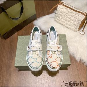 we 2023 klassiekers Designer Canvas Schoenen Tennis Heren Dames Hoog Laag Top Klassiek Aanbevolen Gewassen Maak Oud Casual Schoen Geborduurd Vintage Jacquard 35-40