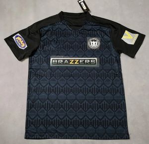 Nous sommes heureux de personnaliser les maillots de football pour Los Fielles FC 240321