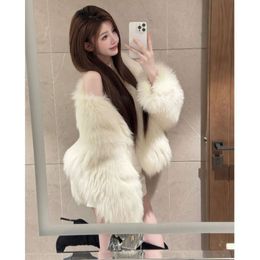 Riche mille or vison polaire blanc pour les femmes automne et hiver intégré Xinji Haining manteau de fourrure 441940