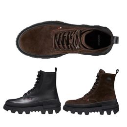 Boots de ondas resistentes al desgaste Hombres con plataforma de caja Men Zapatos Aumento de la altura Diseñador de lujo Scarpe Floor Walk Simplicity Walk Outdoor