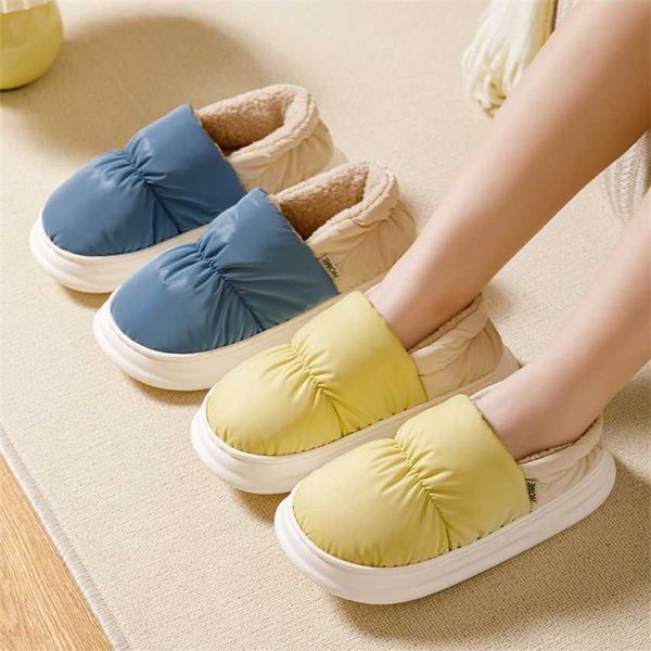 Porter des pantoufles en coton imperméables sur le talon hommes en peluche à la maison couple paquet complet chaleur en peluche femmes chaussures post-partum en hiver 231007