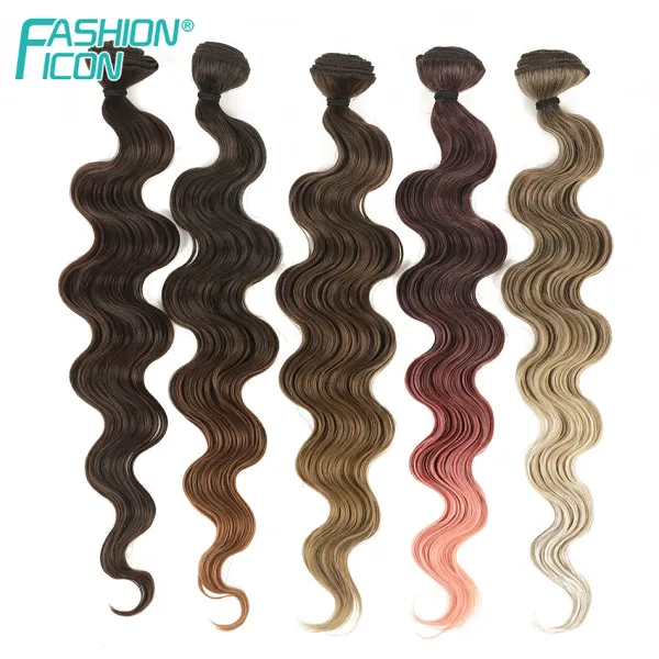 Tisser 22 pouces synthétiques du corps des cheveux des cheveux paquets de cheveux bouclés exétension à haute température Fibre ombre Cheveux bruns pour les femmes