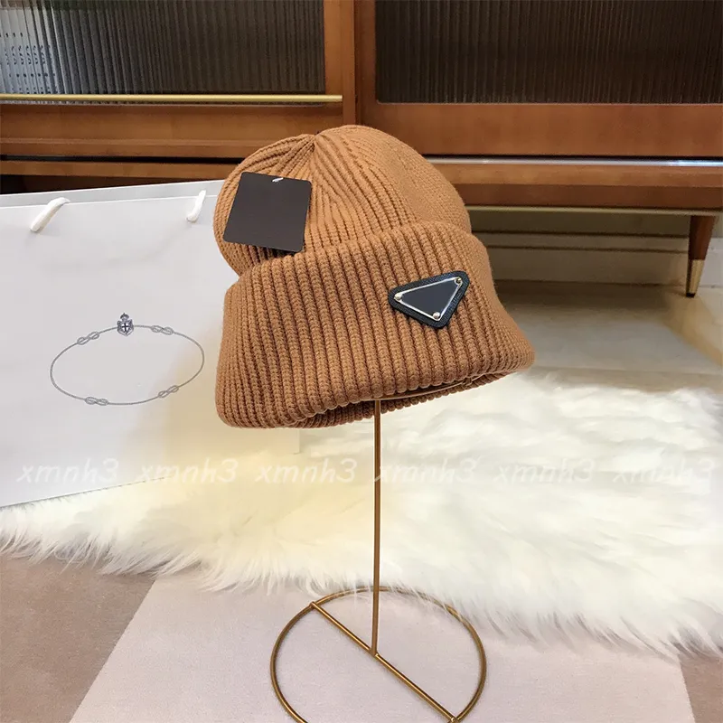 Beaniedesigner Fashion Sticked Hat Designers Beanie Cap Herrmonterade hattar unisex Cashmere Letters Casual Skull Caps Outdoorbonnet Hat