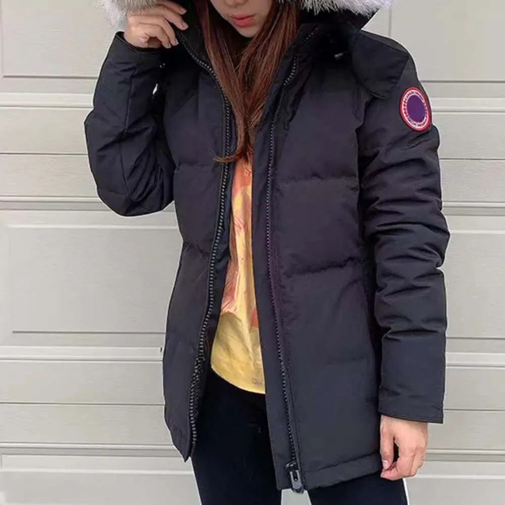 럭셔리 디자이너 여성 캐나다 거위 겨울 뉴 다운 재킷 패션 복어 재킷 겨울 따뜻한 후드가있는 파카스 남자 클래식 겉옷