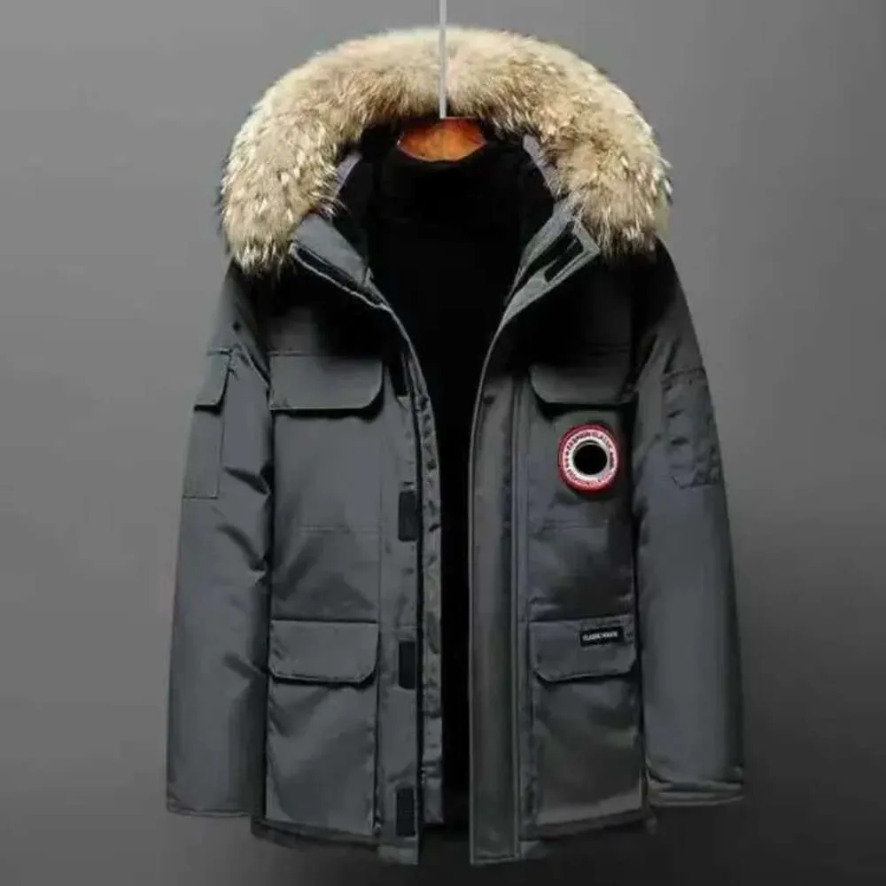 Cappotto invernale di design canadese d'oca Cappotto spesso caldo piumino Giacca da lavoro Outdoor addensato Moda da uomo Vita di coppia