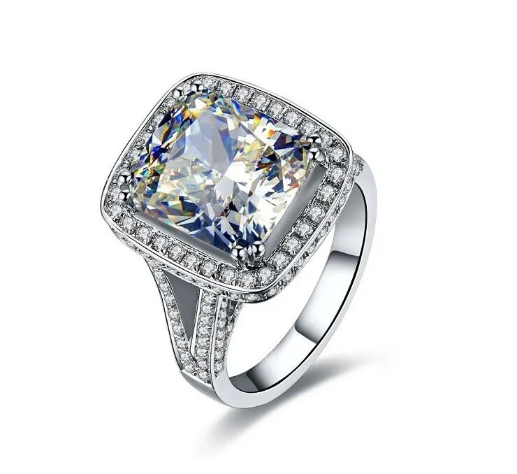 Cuscino in oro massiccio 14K da 8 carati Accattivante anello di anniversario con diamante simulato per gioielli da sposa adorabili dal design alla moda