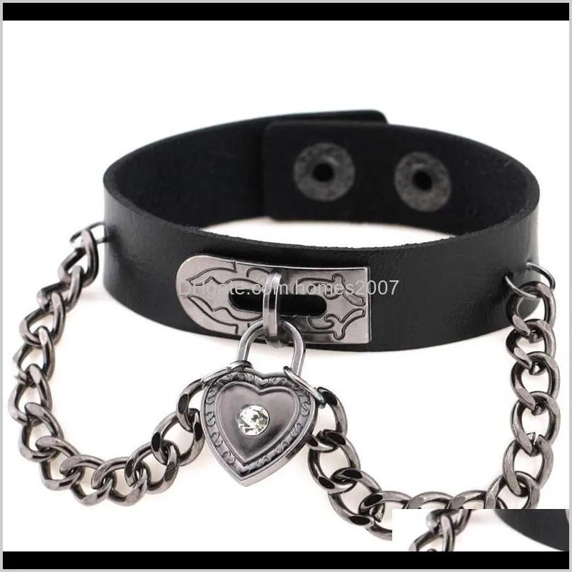 1PCS Leather Spike Bangle Punk Wide Snap Button Wrap Bracelets Wristband For Men Women Gothic Rock Punk Bangle High Quality