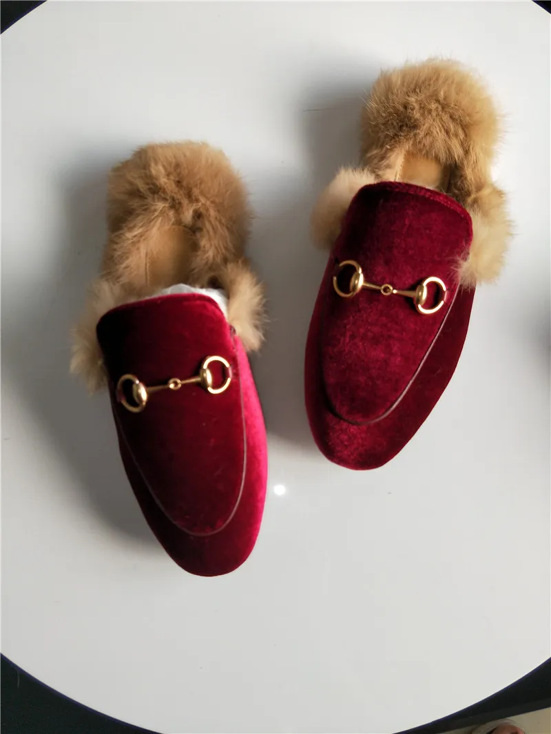 Fall And Winter Ladies luxury fur mule slippers ladies leather flat Suede mule shoes love shoes fashion outdoor slippers