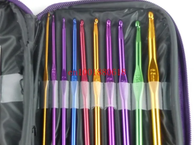 Fast shipping Aluminum Crochet Hooks Knitting Needles Knit Weave Stitches Craft Case,