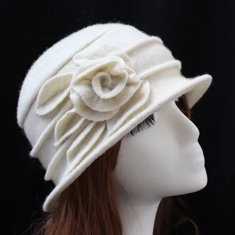 Leuke Winter Warm Wool Dames Hat Beanie Floral Ski Cap Beret Cloche Hat 6 kleuren Beschikbaar Gratis Verzending