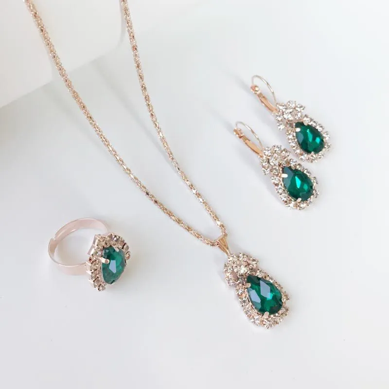 Ensembles de bijoux de chaîne de griffe de gemme ovale fine européenne et américaine collier goutte boucles d'oreilles anneau ensembles de trois pièces