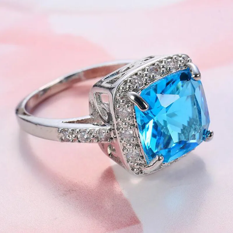 Luckyshien Sky Blue Topaz Gemstone Vintage Square Rings Jewelry 925 Sterling Silver Wedding Rings for woman zircon2624