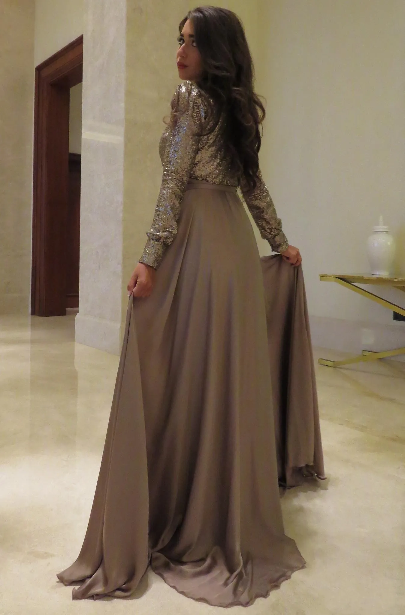Moslim Vrouwen Celebrity Avondjurken Sequin Top Sequin Abaya in Dubai Arabische Kaftan Lange Prom-jurken met lange mouwen