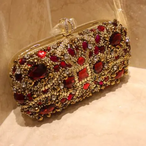 Luxuriöse rote Kristalle Braut Handtaschen Abend Clutch Taschen Hochzeit Handtasche Designer Gold formelle Party Perlen Geldbörse Braut Accessoires