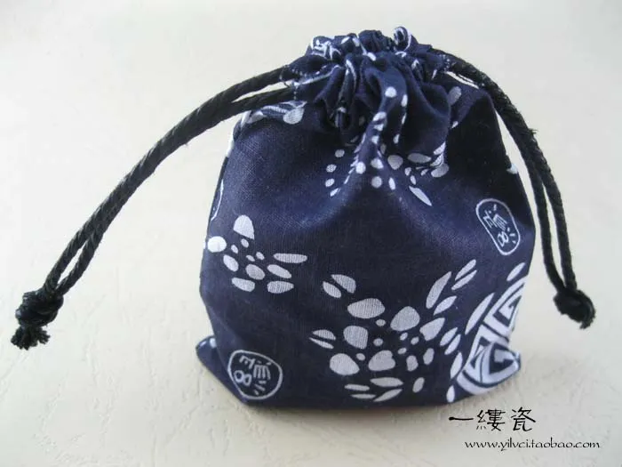 Cheap Blue and White Jewelry gift Bags Small Drawstring Cotton Cloth Packaging Pouches mix color 