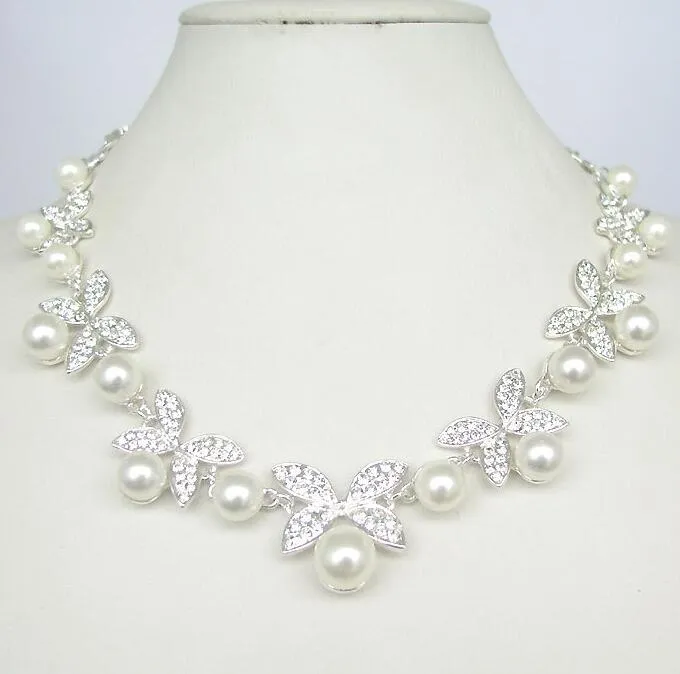 Bröllopsrhinestone Pearl Necklace + Örhängen Bröllop Bridal Smycken Satser Bröllop Tillbehör Bridalmaid Dress Party Bröllop Smycken HT035