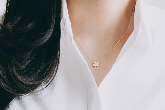 Крошечный четырехлистный клевер, кулон-цепочка, ожерелье, ожерелья Lucky Clover, простые ожерелья с трилистником на удачу, подарки на день рождения, ювелирные изделия7958032