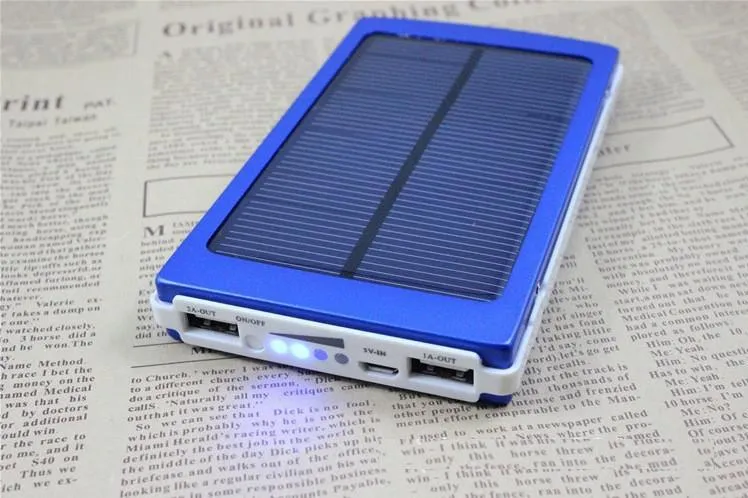 Cargador solar de 50000 mah y batería Panel solar de 50000 mAh Puertos de carga duales banco de energía portátil para todos los teléfonos celulares, mesa, PC, MP3