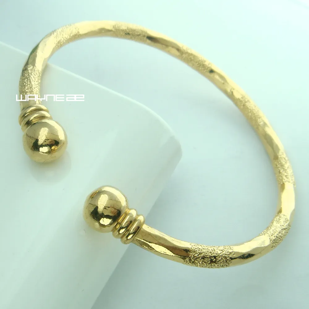 18k gold GF filagree greek key ladies women solid design bangle bracelet G111