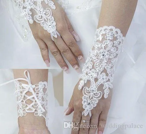 Branco ou marfim novíssimo apliques de tule sem dedos luvas na altura do pulso luvas de noiva curtas 319j
