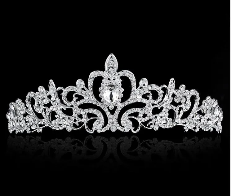 Birdal coronas Nuevas diademas Bandas para el cabello Tocados Nupcial Boda Joyas Accesorios Cristales de plata Perlas de diamantes de imitación HT06