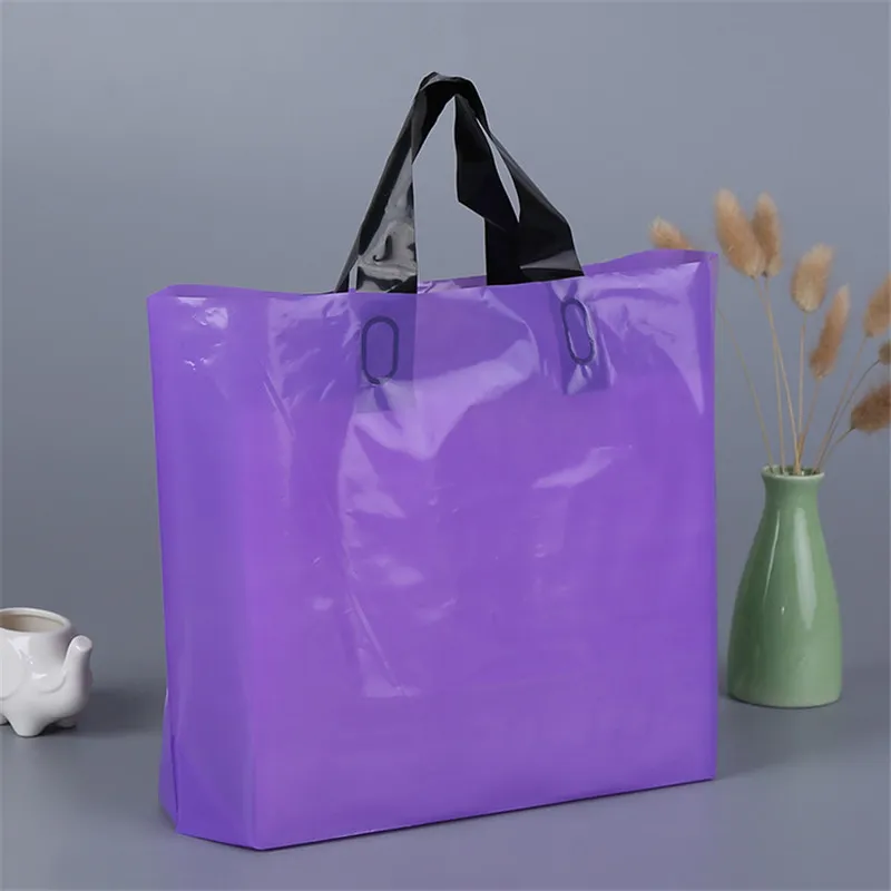 Sacs à provisions d'emballage en plastique imprimés par logo personnalisé avec poignée, sac d'emballage personnalisé pour vêtement/vêtements/cadeau LZ0773