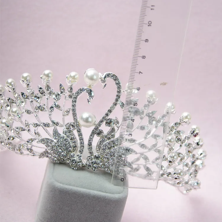 Corona di tiara di cigno con corone nuziali di strass diademi copricapo da sposa accessori copricapo da sposa corone di prestazioni184A