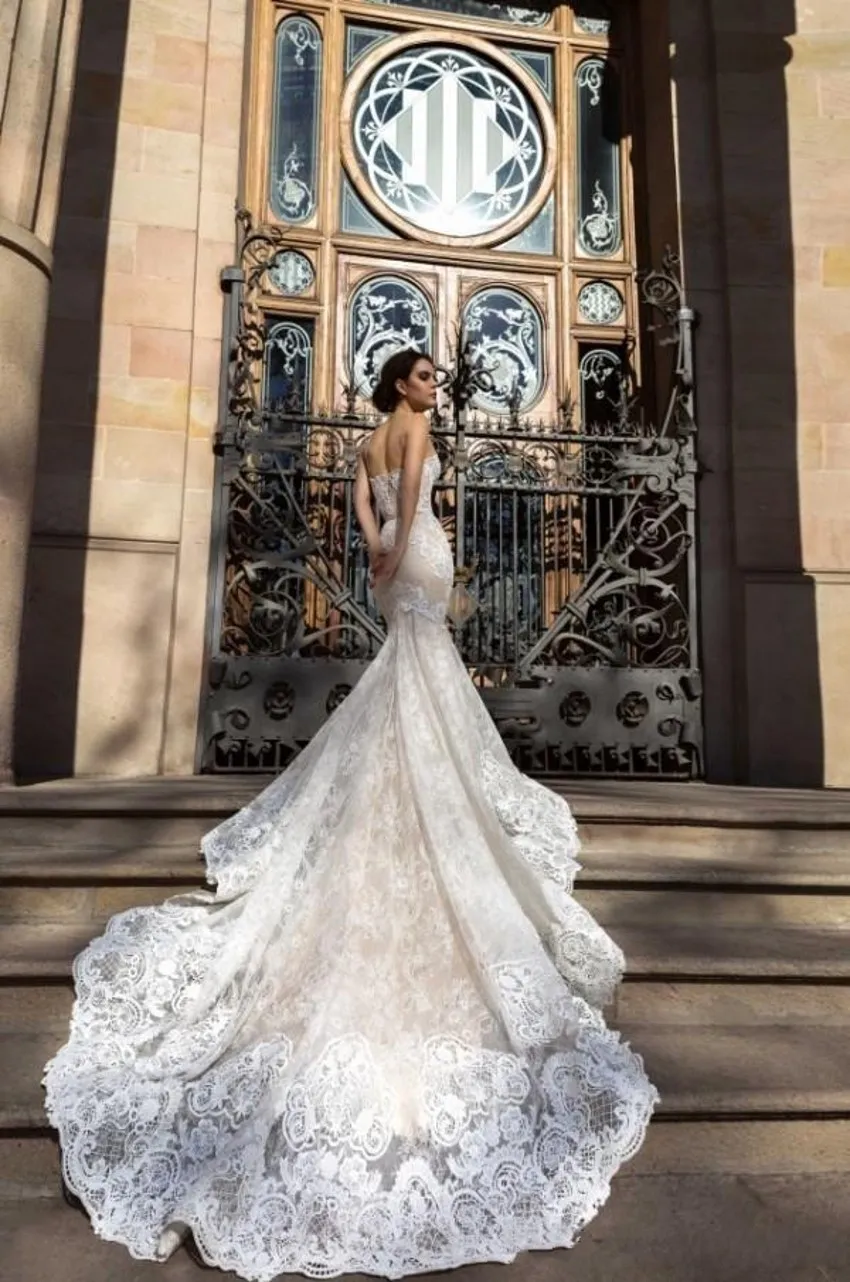 2020 Cristal Conception Sirène Robes De Mariée Chérie Ajustée Dentelle Appliques Robe De Soirée Arabe Sexy Robes De Mariée avec Tribunal Train 380