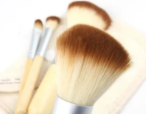 Set Kit Trä Makeup Brushes Vacker professionell Bambu Utarbetad Make up Borstverktyg med Case Zipper Bag Button Bag Gratis DHL