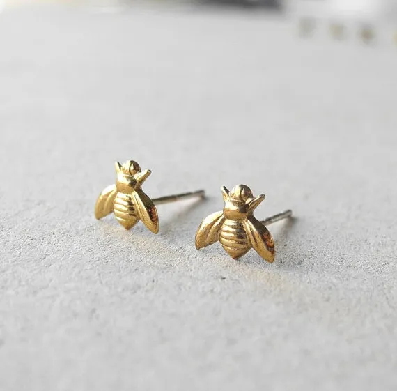 S021 Gold Silver Honey Bee Earrings Tiny Honeybee Stud Earrings Woodland Insect fly bird honey Bumble Bee Stud Earrings8413117