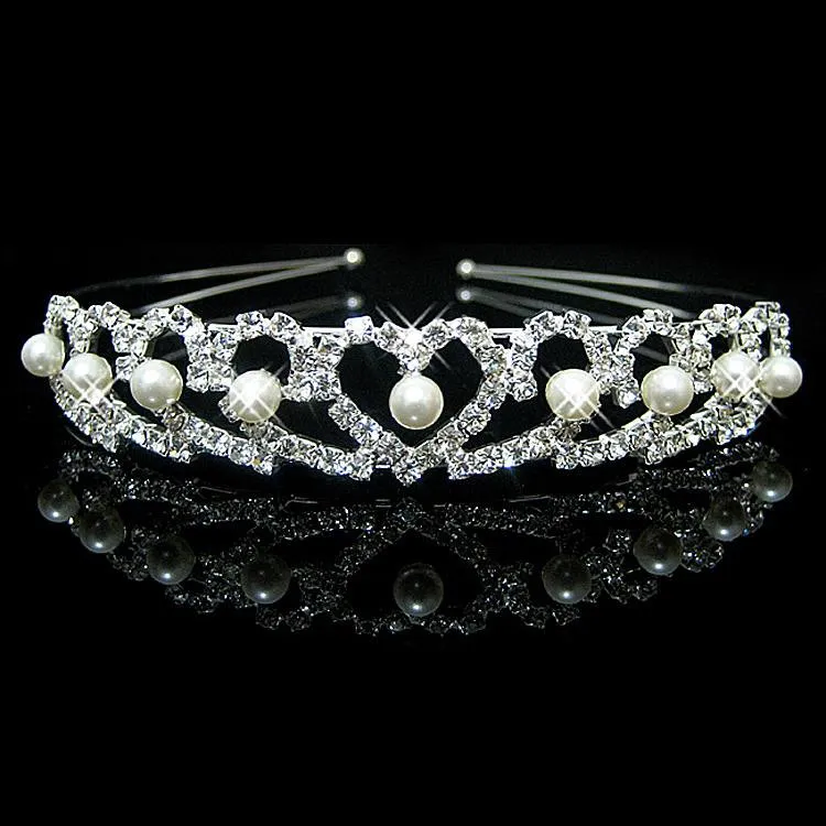 Sweet Silver Pearls Bröllop Headpieces Beaded Bridal Crowns Rhinestone Headbands Head Pieces 4 stilar Kristaller Tiaras Hårtillbehör