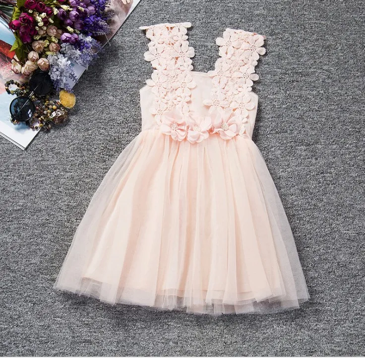 6 Farbe 2016 Sommer-3D Blumen Crochet Kleid-Mädchen-Spitze-Sleeveless Sun Kleid-Kind-Tutu-Kleid-Partei-Kleid-freies Verschiffen K7056