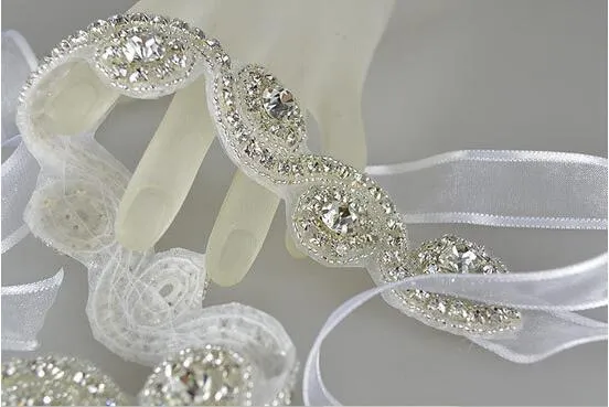 Pettine capelli da sposa Diademi Corone Gioielli capelli da sposa Stile retrò europeo e americano Accessori ballo di sera ragazze di moda all'ingrosso HT11