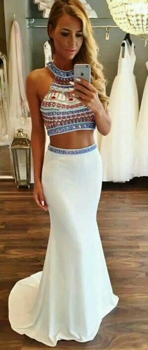 Nouveau Unique Robes De Mariée Sirène Deux Pièces Robes De Bal Col Haut Illusion Halter Cristaux Colorés Perles Soirée Tenue De Soirée Balayage Train