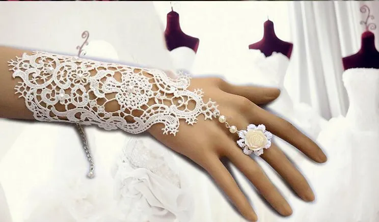 Hochzeitshandschuhe Retro Gothic übertrieben die Brauthandschuhe schwarze Spitze Hochzeitskleid Zubehör Brautjungfer Studio Schmuck Armband Ring BB04