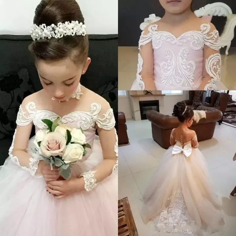 Blush Flower Girls Dresses 2017 Sheer Jewel Neck Floor Length Long