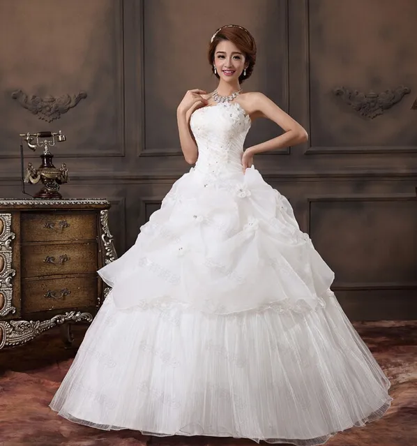 Billiga Appliques Beaded Strapless Ruffles Ball Gown Bröllopsklänning under $ 100