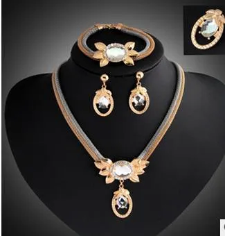 Försäljning av mode överdrivna guldpläterade armband halsband örhängen ring uppsättningar