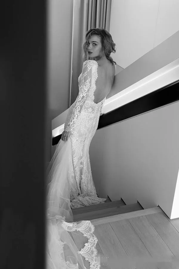 Lihi Hod 2019 Sexy Long Sleeves Lace Wedding Dresses Sheath Deep V Neck Backless Vintage Fitted Brides Dresses Custom Made4715404