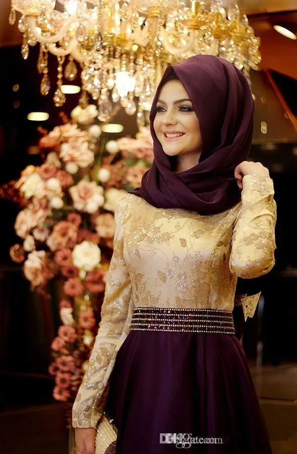 2019 Charming Dark Purple Muslim Hijab Evening Kleider Langarmes Plus -Größe Spitze Applikat Prom Party Kleid formelle Kleider7963837