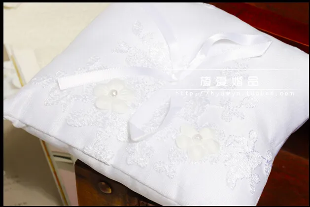 Oreillers pour alliances de mariage, blanc ivoire et blanc, avec nœud côtelé, fleurs appliquées, oreillers pour la mariée et le marié, 7215561