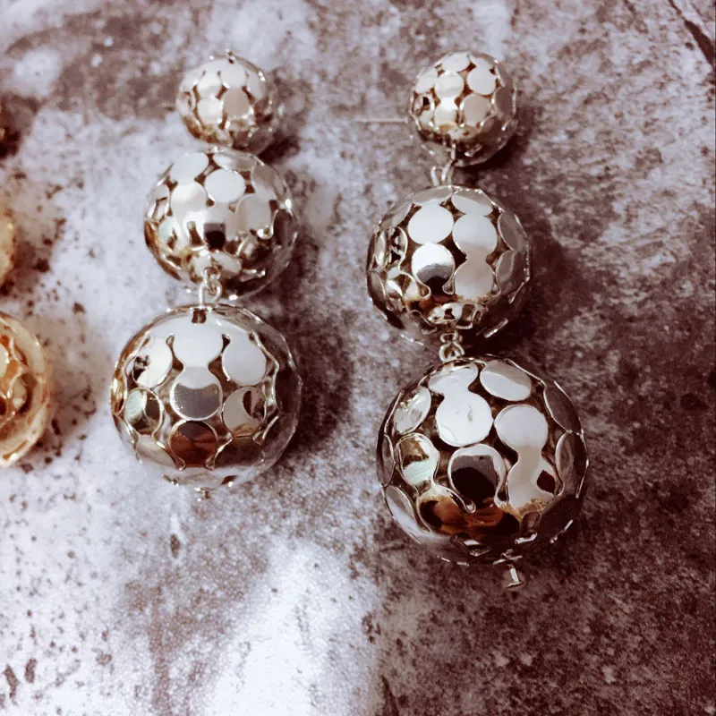 Brand Triple Metal Balls drop earrings for women Fashion Punk jewelry Gold Hollow Ball dangle earrings Pendant Vintage Bijoux