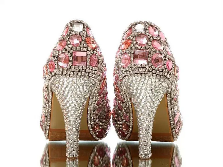 Vackra Rosa Crystal Bridal Shoes Gorgeous Rhinestone High Heels Handgjorda Luxury Lady Evening Prom Girl Födelsedagsfestskor