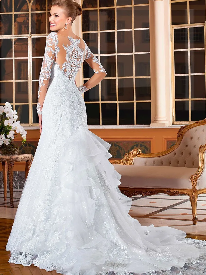 2022 Vintage Long Sleeves Mermaid Wedding Dresses Appliqued Lace Button Tiered Ruffles Back Bride Gowns vestidos de novia robe de mariage