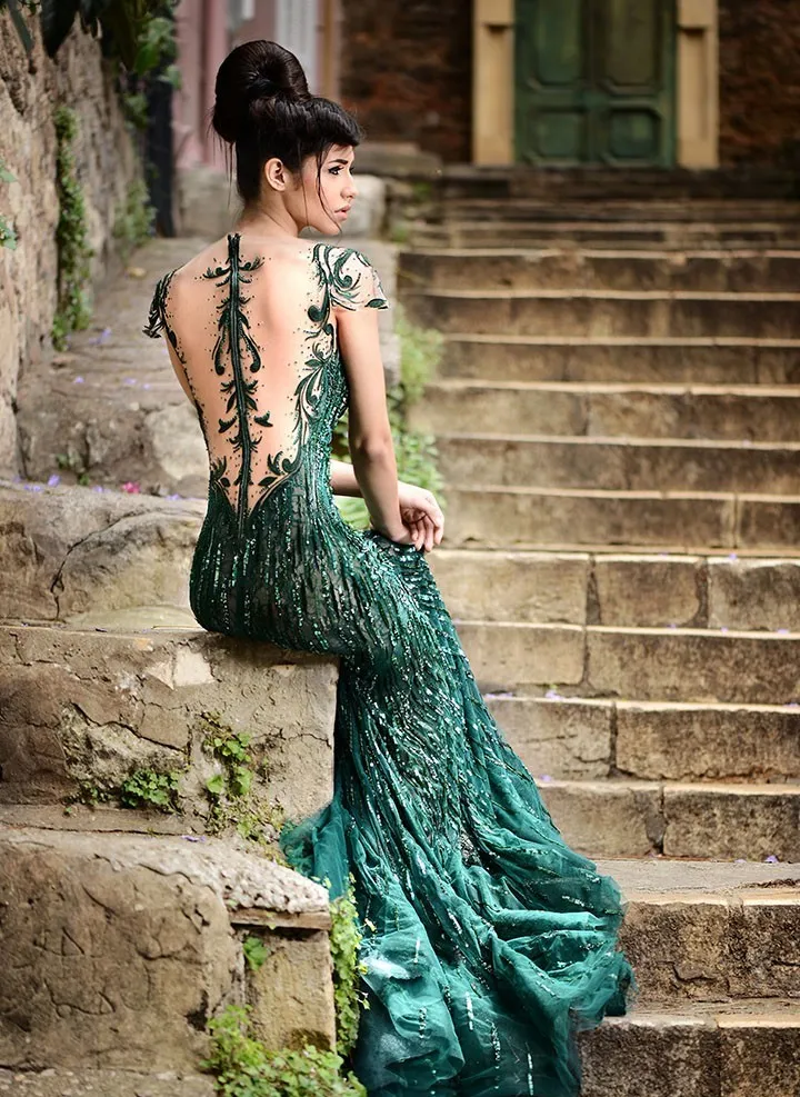 2015 Rami Salamoun Klänningar Gröna Prom Klänningar Mermaid Scoop Cap Sleeves Sheer Back Formella klänningar Lyx Crystal Beaded Evening Dresses